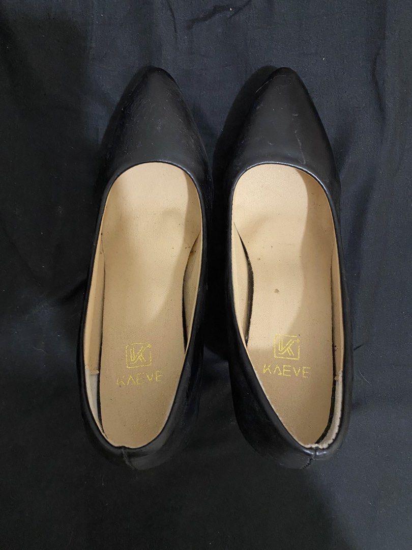 black heels (Category: Heels) located in Valenzuela. Submitted by nixies.apparel (Listing ID 1460907533, Image 2). Description: - size 38 womens - never nagamit wrong size .