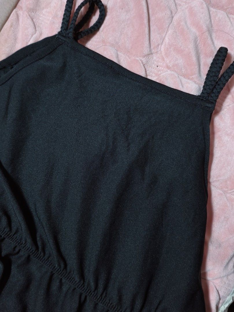 Black Long Dress (Category: Dresses) located in Las Pinas. Submitted by dnbrbnt (Listing ID 1460717317, Image 2). Description: waist 30-44 length 42 bust 30-40 super nice in actual from canada pa ito di ko pa nagamit. bago pa ito. loc. las piñas.
