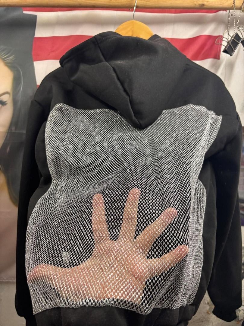 Black Pullover Hoodie – Crystal Mesh Back Panel 22"x24" (Category: Hoodies) located in Bacoor. Submitted by fafofa (Listing ID 1460855031, Image 2). Description: Black Pullover Hoodie – Crystal Mesh Back Panel 22"x24".