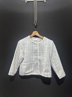(Kategori: ) berada di . Dikirim oleh maywardrob (ID iklan 1460780898, Gambar 1). Deskripsi: .