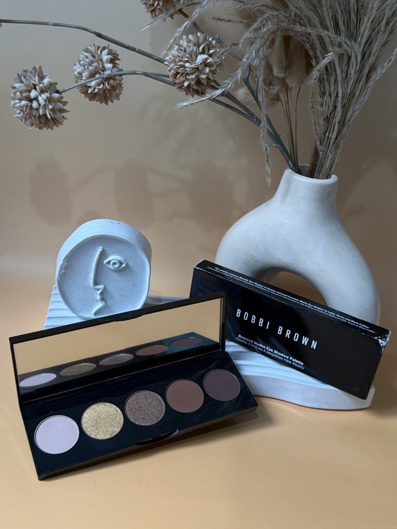 Bobbi Brown Bronzed Nude Eyeshadow (Category: Makeup) located in Taytay. Submitted by betterthanbare (Listing ID 1460884248, Image 1). Description: ❗️PAKIBASA BAGO MAG MINE PLS❗️ ✅ STRICTLY 1-2 DAYS RESERVATION ONLY ✅all prices are firm. Low ballers will not be entertained ✅all items are on hand and 100% guranteed authentic WHEN IN DOUBT DONT BUY ✅bawal sa super selan! Some boxes are deformed IF MAARTE SA MALL BUMILI :) ✅strictly no rush shipping