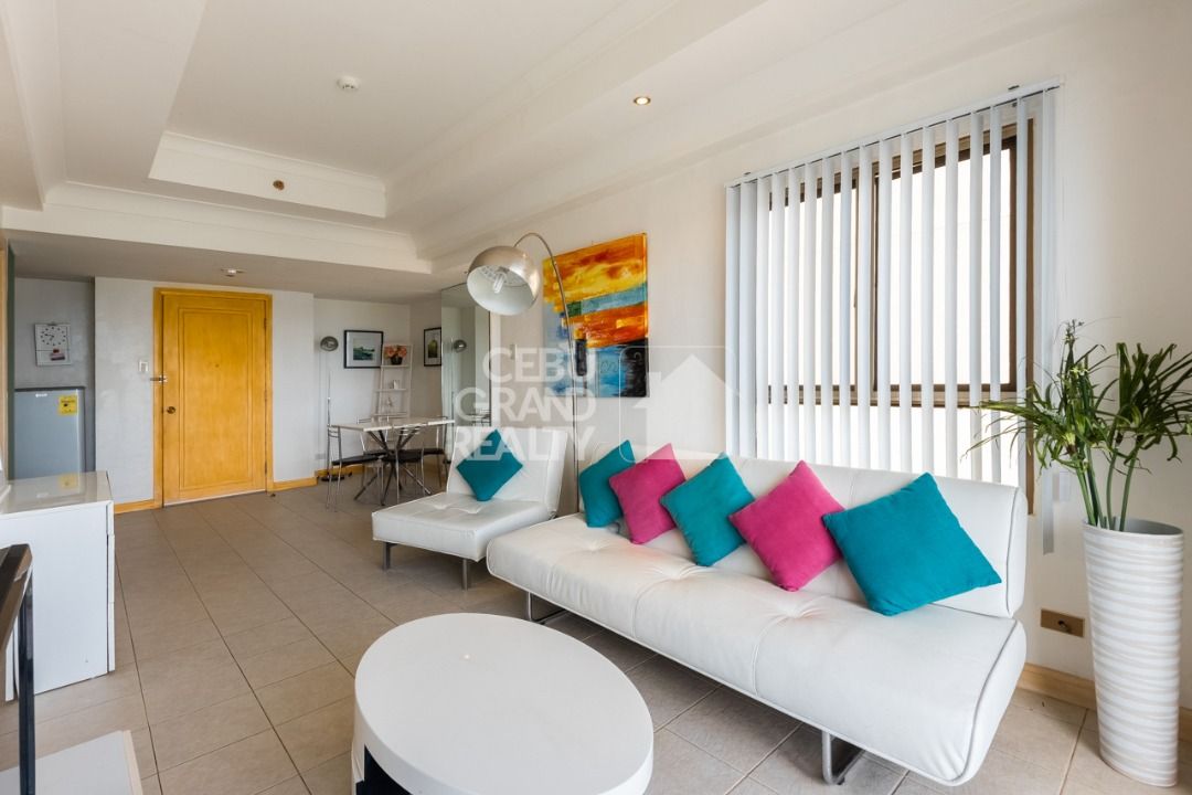 Bright Ocean View Condo for Rent in Mactan (Category: Apartments & Condos) located in Manila. Submitted by cebugrandrealty (Listing ID 1460728732, Image 2). Description: Property ID: RCMPR1 Type: Condo for Rent Location: Movenpick Residences, Mactan, Lapu-Lapu City Bedrooms: 1 Bathrooms: 1 Floor Area: 58 SqM Parking: 1 Car Furnishing: Fully Furnished Bright, modern ocean-view residence with a functional kitchen and comfortable living space. Ameni