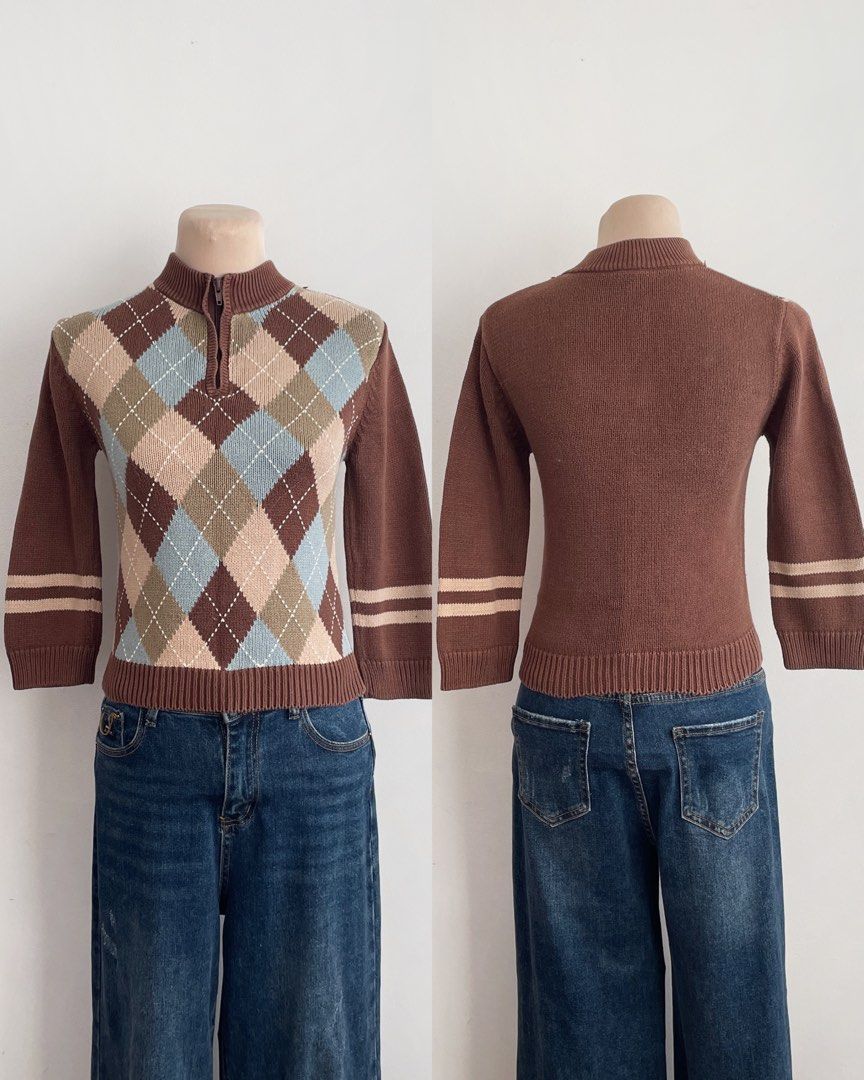 brown argyle long sleeves (Category: Longsleeves) located in Manila. Submitted by spankmemingyu (Listing ID 1460894900, Image 1). Description: xs-s.
