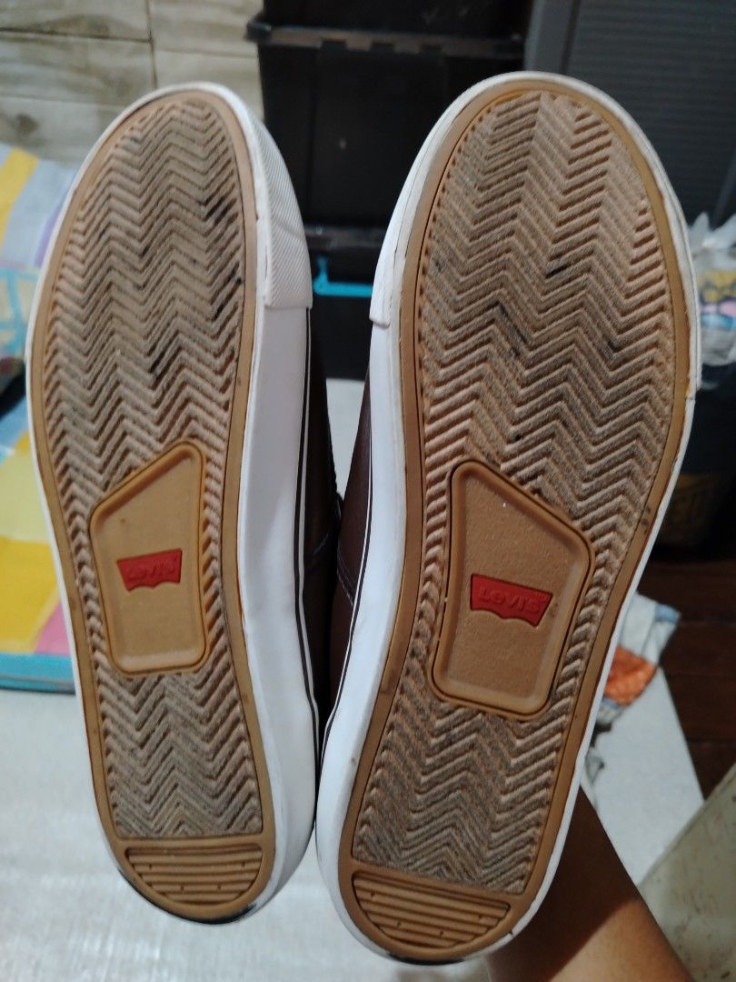 Brown Leather Lace-up Sneakers (Category: Casual Shoes) located in Manila. Submitted by choyxxvi (Listing ID 1460735736, Image 3). Description: Brown leather sneakers with white soles. Classic lace-up style. Red accent detail on the side. Comfortable for everyday wear. Great pair of casual shoes..