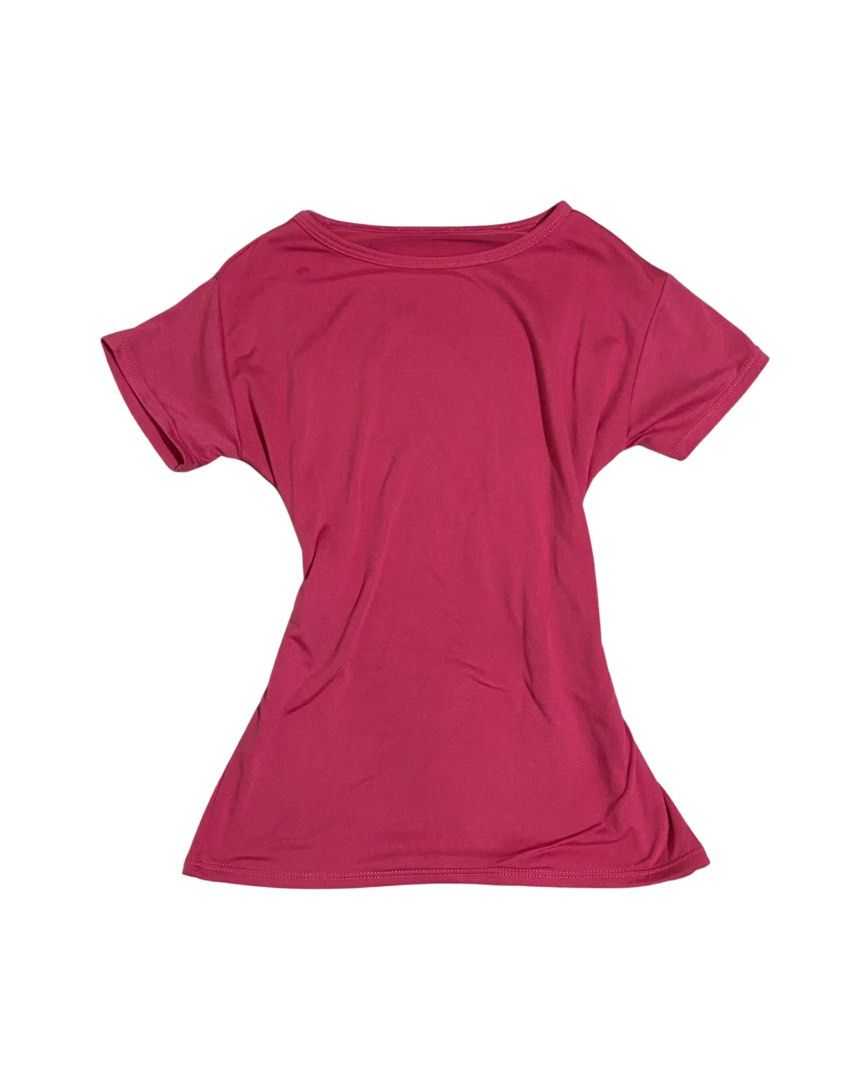 [BUNDLE] double lining tops (Category: Shirts) located in Manila. Submitted by rainy.finds (Listing ID 1460866759, Image 3). Description: stretchable can fit xs-m flaws: none w: 14.5 l: 19 sold as set only.