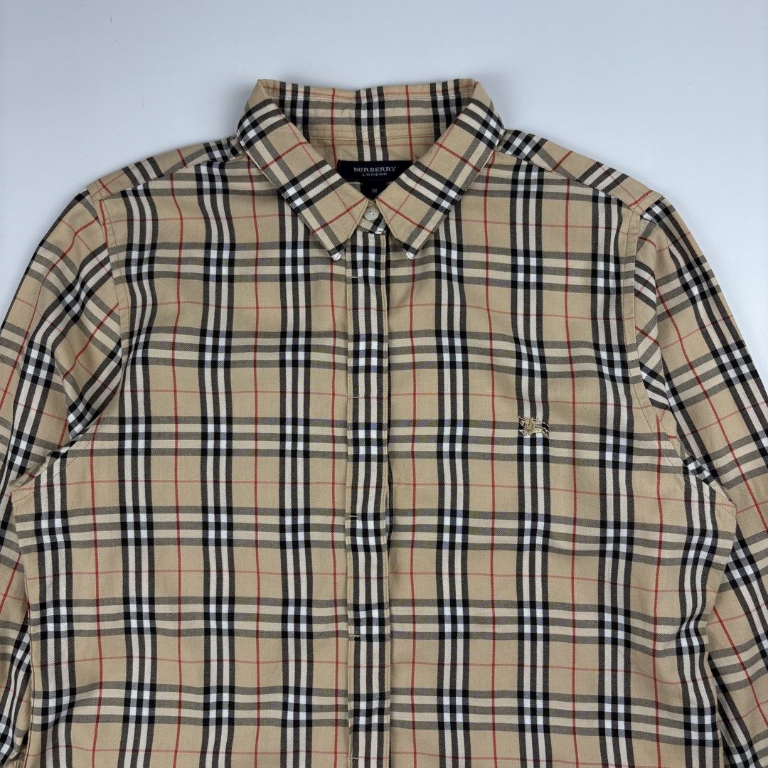 Burberry Plaid Shirt (Category: Shirts) located in Bacolod City. Submitted by cast.archives (Listing ID 1460866279, Image 2). Description: Burberry Plaid Shirt Size: Medium Condition: Excellent Flaw: none.