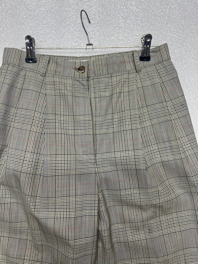 burberry plaid trousers pants (Category: Undergarments & Loungewear) located in Quezon City. Submitted by brand.selection (Listing ID 1460822511, Image 3). Description: .