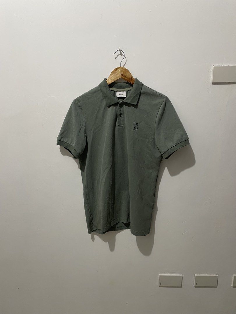 burberry polo short (Category: Activewear) located in Manila. Submitted by thrift_by_tons08 (Listing ID 1460887567, Image 1). Description: BURBERRY POLO SHIRT Dimes: Width: 20 Length: 26 Price: 350 + sf 📍Roxas City, Capiz 5800 🔫 Payment via Gcash 🔫Payment First Policy .
