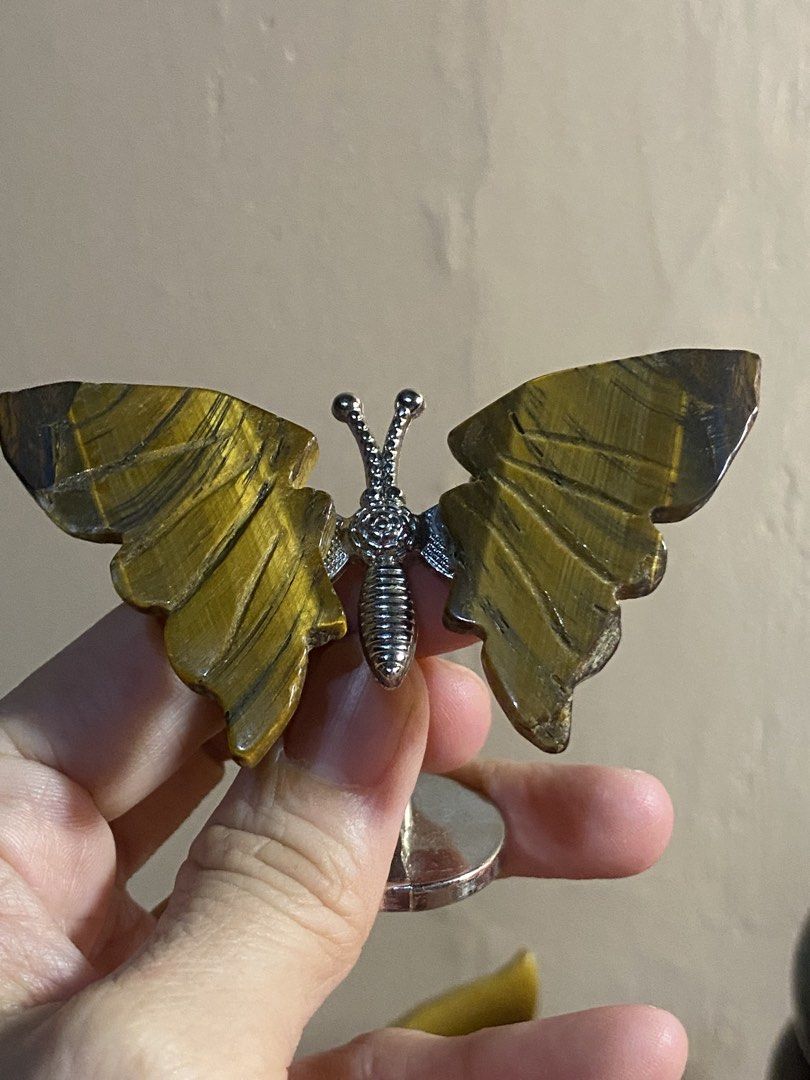 Butterfly Crystal carving-mini (Category: Precious Stones) located in Manila. Submitted by amldeguzma50916 (Listing ID 1460821952, Image 2). Description: .