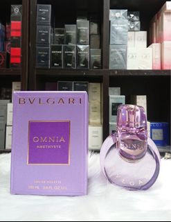 (Category: ) located in . Submitted by luxuryfragrances (Listing ID 1460910952, Image 1). Description: .