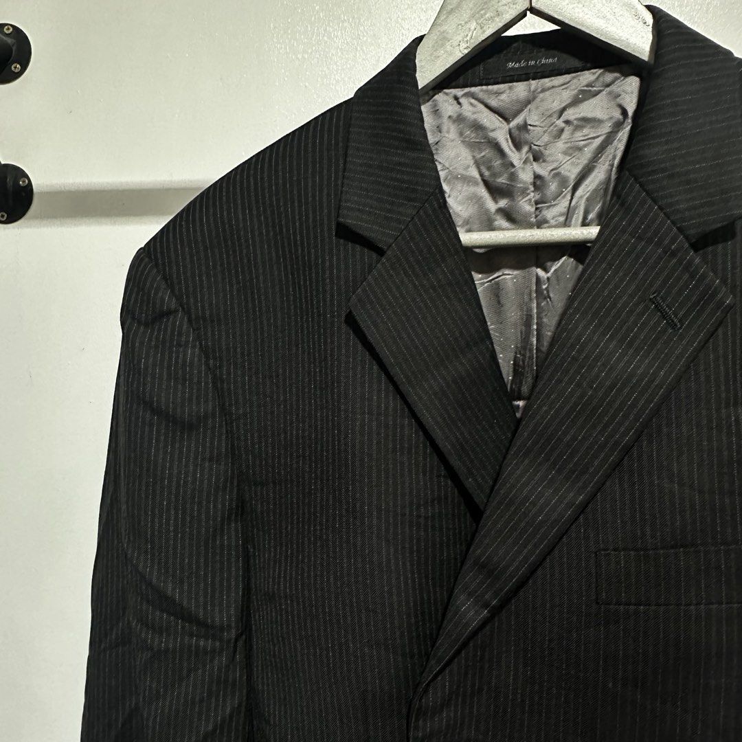 Calvin Klein Pinstripe Blazer Coat Black (Category: Coats, Jackets and Outerwear) located in Makati City. Submitted by hdn.rck (Listing ID 1460763858, Image 3). Description: .