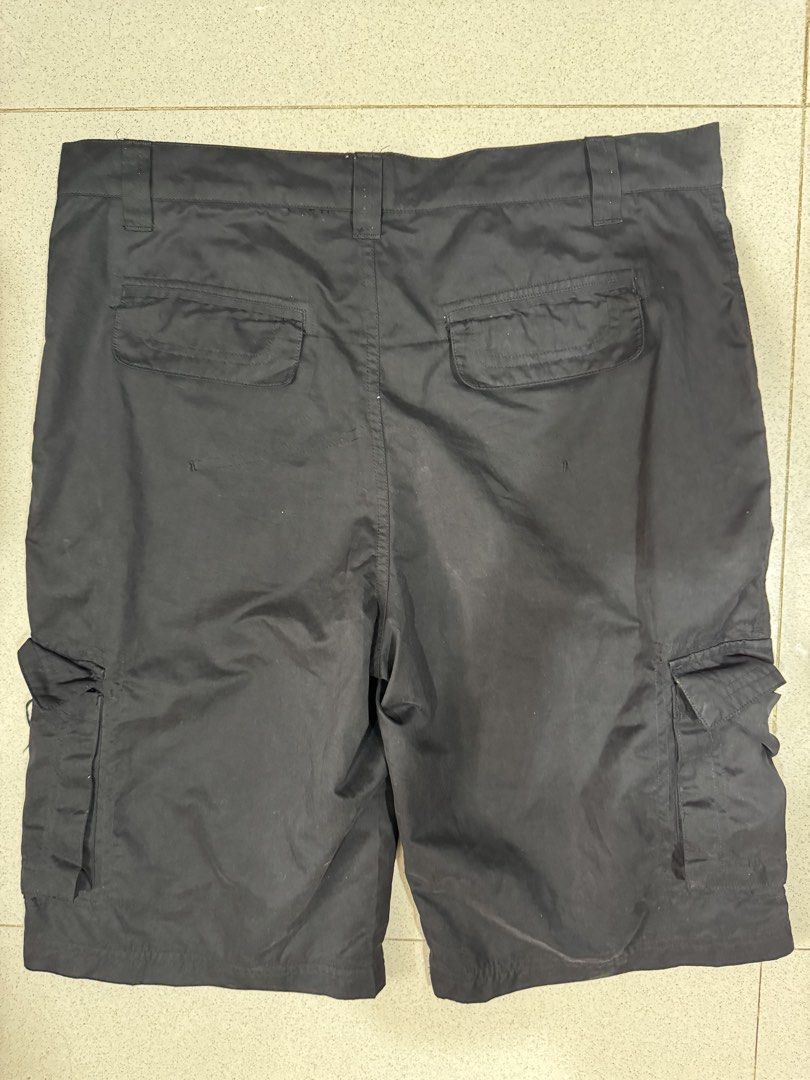CALVIN KLEIN shorts (Category: Shorts) located in Cagayan de Oro. Submitted by thriftcgyph (Listing ID 1460803908, Image 3). Description: CALVIN KLEIN ₱300 NO ISSUE COLOE RATE: 8/10 XL SIZE ON TAG L: 23 W: 32.