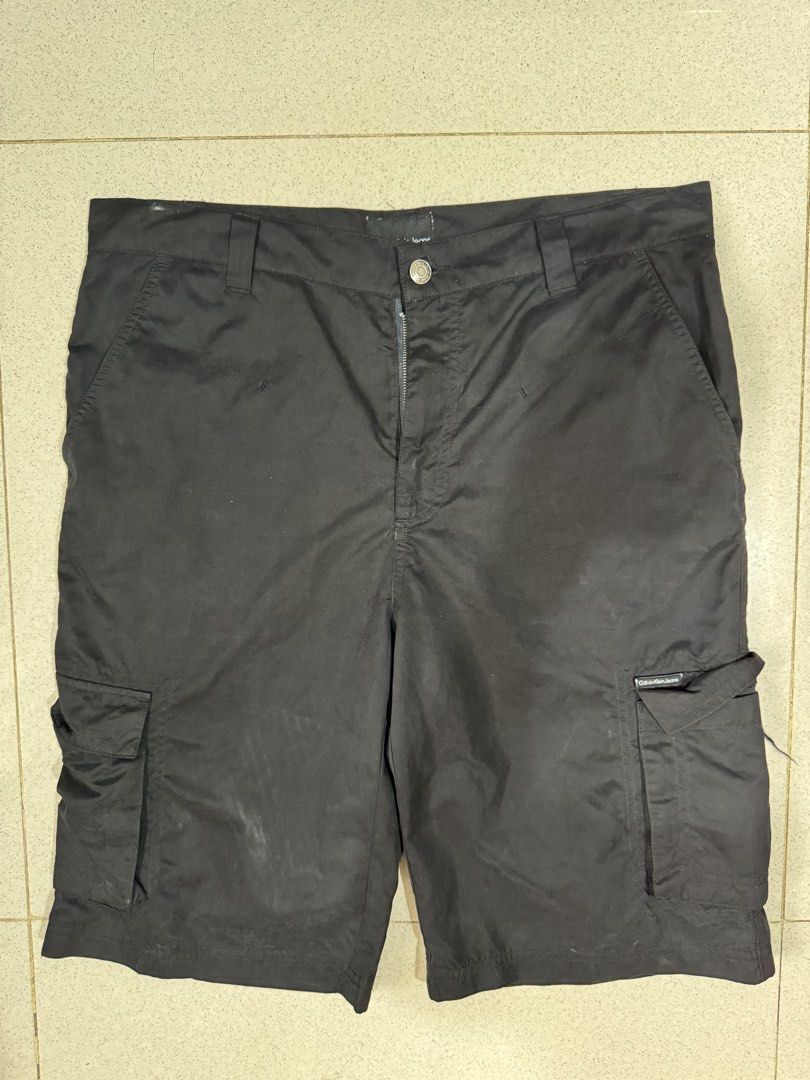CALVIN KLEIN shorts (Category: Shorts) located in Cagayan de Oro. Submitted by thriftcgyph (Listing ID 1460803908, Image 1). Description: CALVIN KLEIN ₱300 NO ISSUE COLOE RATE: 8/10 XL SIZE ON TAG L: 23 W: 32.