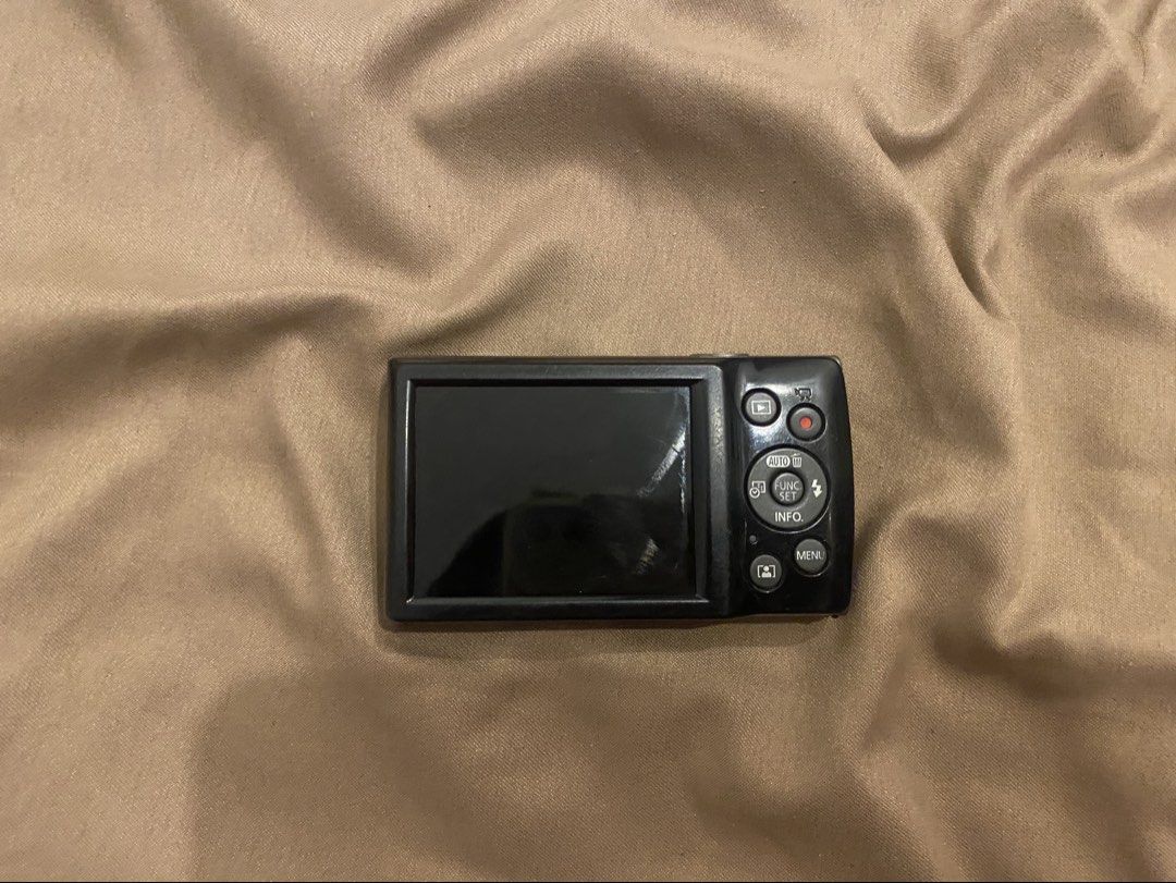 CANON IXUS 185 BLACK (Category: Cameras) located in Agdangan. Submitted by alxczx1111 (Listing ID 1460759310, Image 3). Description: CANON IXUS 185 ˎˊ˗ ♡ 20 MP ♡ fully functional — NO ISSUE ! ♡ clear LCD ♡ very nice & clean output ♡ all buttons, flash, zoom & video working perfectly condition: 9/10 — signs of usage / minor scratches — no port cover — minimal rust on the bolts — cosmetic issues only; does not affect the camera’s functionality or o