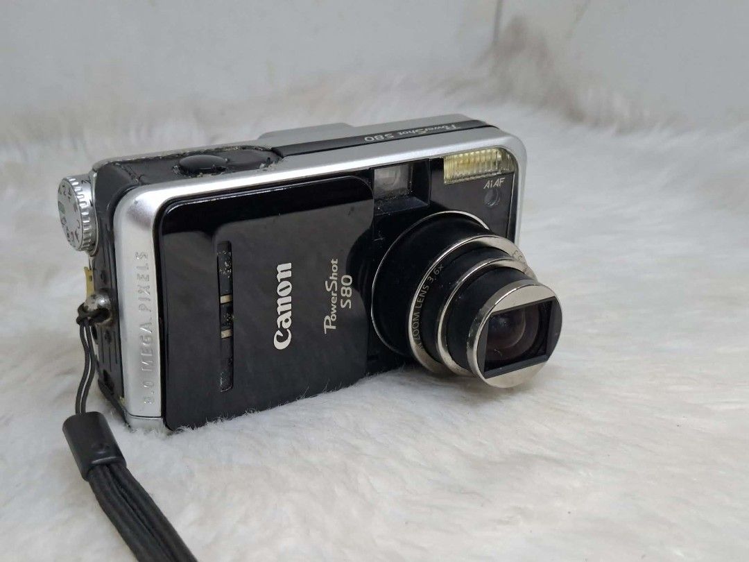 canon powershot s80 (Category: Cameras) located in Manila. Submitted by ultimogizmos (Listing ID 1460753560, Image 2). Description: Canon Powershot S80 8MP Digital Camera with 3.6x Wide Angle Optical Zoom execellent working condition slight burn lcd no other issue last price.