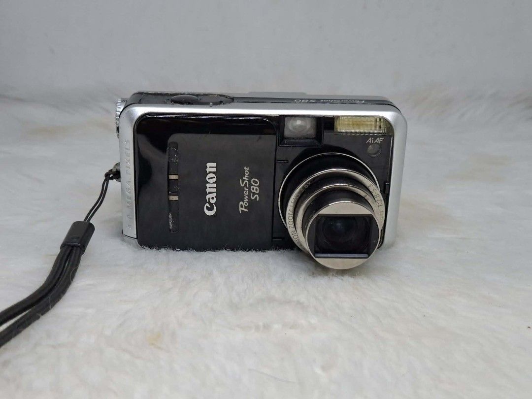 canon powershot s80 (Category: Cameras) located in Manila. Submitted by ultimogizmos (Listing ID 1460753560, Image 1). Description: Canon Powershot S80 8MP Digital Camera with 3.6x Wide Angle Optical Zoom execellent working condition slight burn lcd no other issue last price.