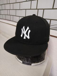 (Category: ) located in . Submitted by ek_thriftstore90 (Listing ID 1460902633, Image 1). Description: .