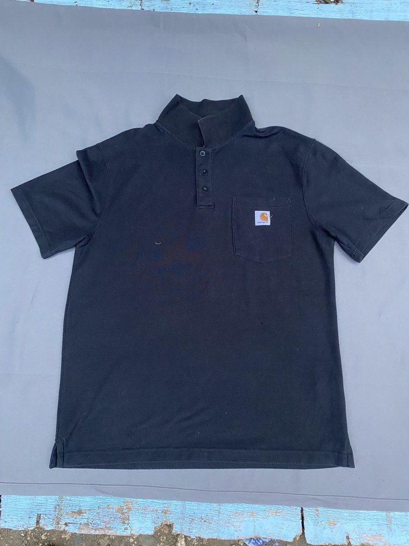 Carhartt polo (Category: Coats, Jackets and Outerwear) located in Cebu City. Submitted by mark_jay_23 (Listing ID 1460858594, Image 1). Description: AUTHENTIC💯 SIZE MEDIUM ON TAG COLOR RATE 9/10 850 PHP ONLY DM.