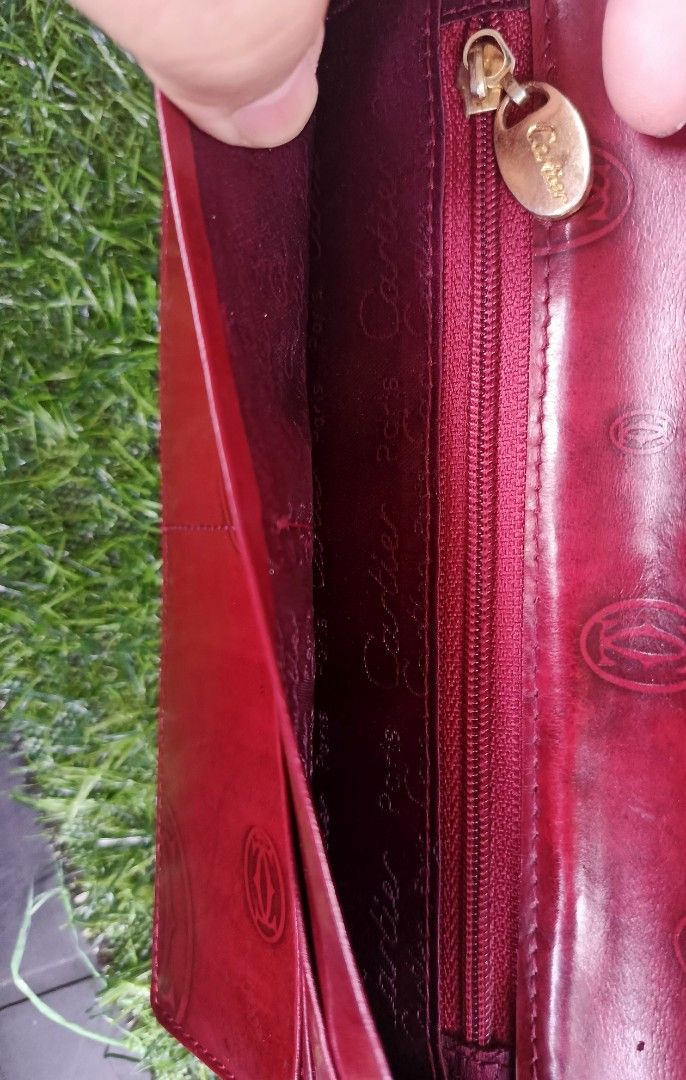 cartier long trifold wallet (Category: Luxury Bags & Wallets) located in Manticao. Submitted by jiachloeyana (Listing ID 1460759096, Image 3). Description: .
