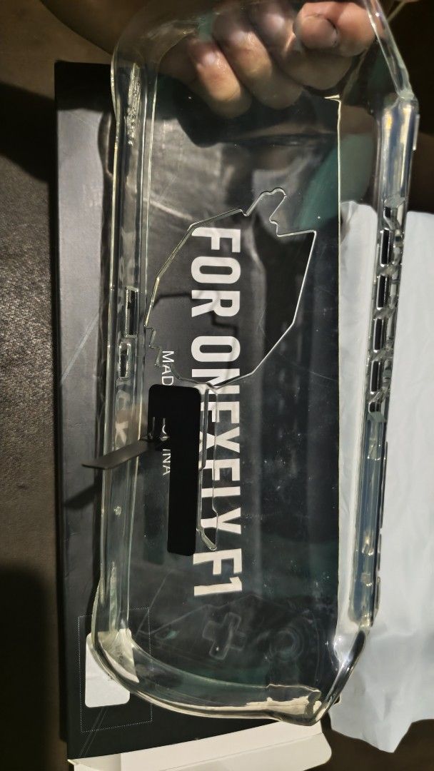 Case for Onexfly F1 Pro with installed case stand (Category: Cases & Covers) located in Cavite. Submitted by arenaofvalor01285977 (Listing ID 1460833687, Image 3). Description: 500 fix Clear tpu case for Onexfly F1 Pro Already installed case stand. Dasmariñas cavite meet up.