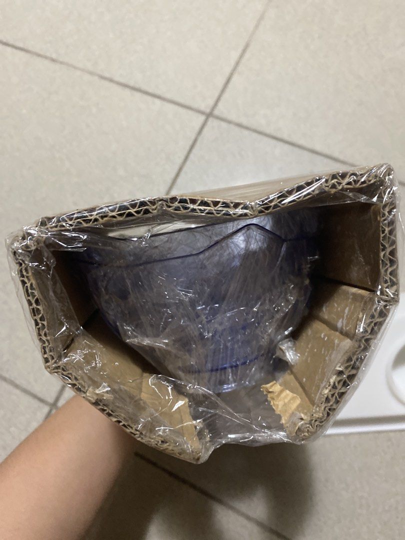 Cat Clear Bowl (Category: Homes & Other Pet Accessories) located in Dagupan City. Submitted by maryennie (Listing ID 1460799812, Image 2). Description: .