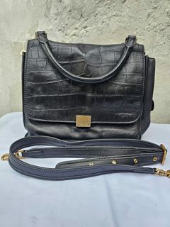 (Kategori: ) berada di . Dikirim oleh leli.btr (ID iklan 1460775800, Gambar 1). Deskripsi: .