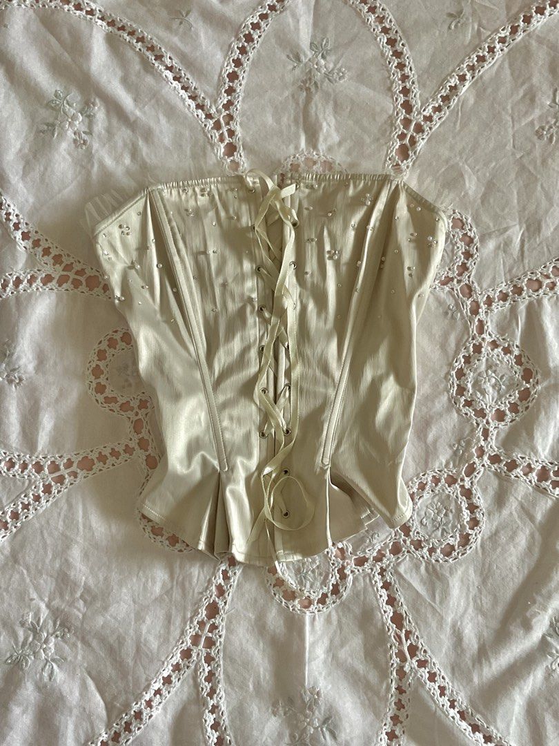 Champagne Beaded Corset Top (Category: Sleeveless) located in Dumaguete. Submitted by dainty.delicates (Listing ID 1460811883, Image 1). Description: .