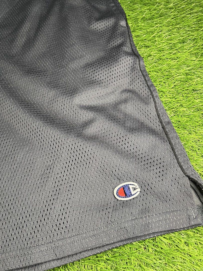 Champion Mesh Short (Category: Announcements) located in Davao. Submitted by chrstphr_dln (Listing ID 1460868764, Image 2). Description: EXCELLENT CONDITION DIMENSIONS:W30-38xL20.
