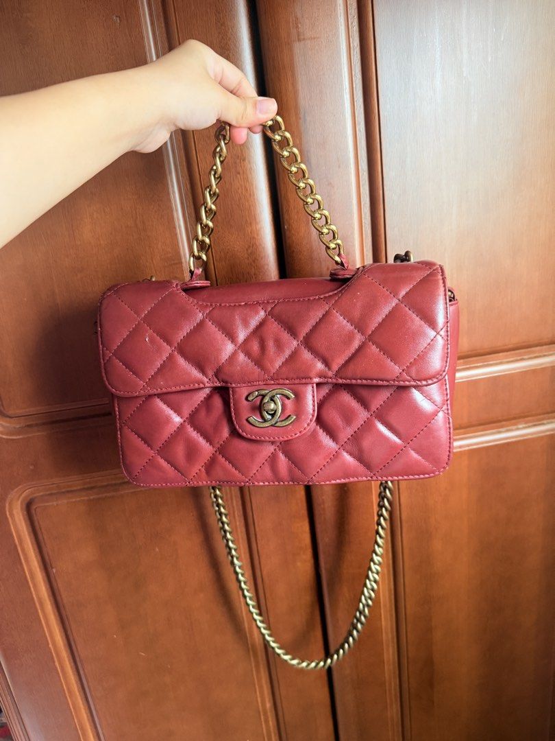 Chanel Quilted Double Flap in Burgundy (Category: Luxury Bags & Wallets) located in Marilao. Submitted by hannahjrmn (Listing ID 1460747752, Image 1). Description: NGA CODED TARNISHED CHAIN.