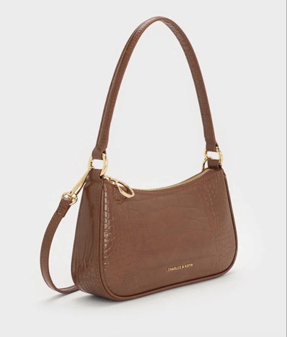 Charles&keith elspeth croc shoulder bag (Category: Cross-body Bags) located in Cavite. Submitted by miksycrls (Listing ID 1460739956, Image 3). Description: 📌REMINDER PLS READ BELOW ⬇️ ✨INCLUSION✨ 🔗TAG&DUSTBAG,CNKPLASTIC 🔗WHAT YOU SEE IS WHAT YOU GET 🔗manage your expectations items are MPO | Mall Pull Out 📩 TO ORDER / ASK DETAILS: Send me a private message! +60paperbag 💸:GCASHH/GOTYMEE 📍:IMUSCAVITE 🚚:SCO|SPX EXPRESS SF ONLY📦 OTHER COURIE