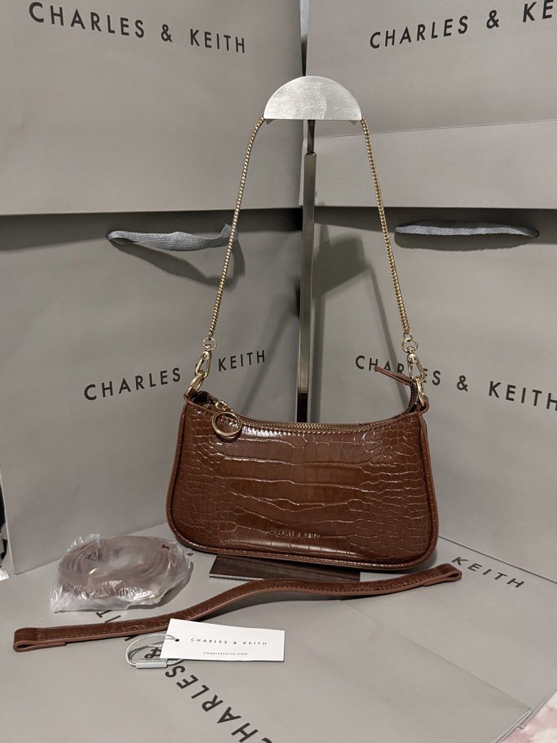 Charles&keith elspeth croc shoulder bag (Category: Cross-body Bags) located in Cavite. Submitted by miksycrls (Listing ID 1460739956, Image 1). Description: 📌REMINDER PLS READ BELOW ⬇️ ✨INCLUSION✨ 🔗TAG&DUSTBAG,CNKPLASTIC 🔗WHAT YOU SEE IS WHAT YOU GET 🔗manage your expectations items are MPO | Mall Pull Out 📩 TO ORDER / ASK DETAILS: Send me a private message! +60paperbag 💸:GCASHH/GOTYMEE 📍:IMUSCAVITE 🚚:SCO|SPX EXPRESS SF ONLY📦 OTHER COURIE