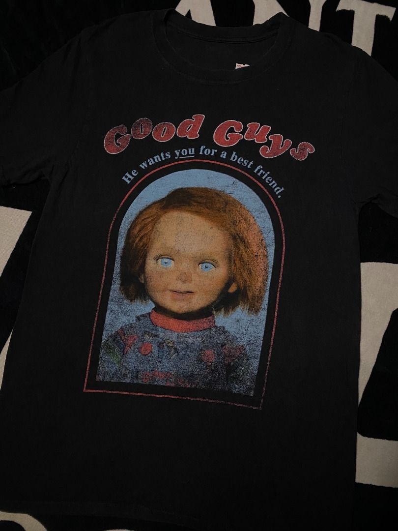 Child's play | chucky shirt (Category: Tshirts & Polo Shirts ) located in Las Pinas. Submitted by all_details_posted (Listing ID 1460769511, Image 1). Description: vintage style print crackprints, cr 8/10.