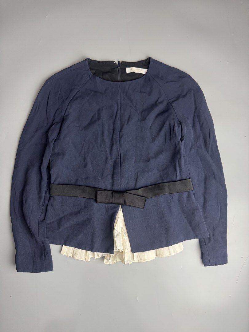 Chloé - Collarless Bow Ruffled Peplum - Blouse/Jacket (Category: Longsleeves) located in San Pablo. Submitted by hiddenrygn (Listing ID 1460853301, Image 1). Description: Chloé - Collarless Bow Ruffled Peplum - Blouse/Jacket Size : 17” 20.5” Excellent to new condition Authentic DM! .