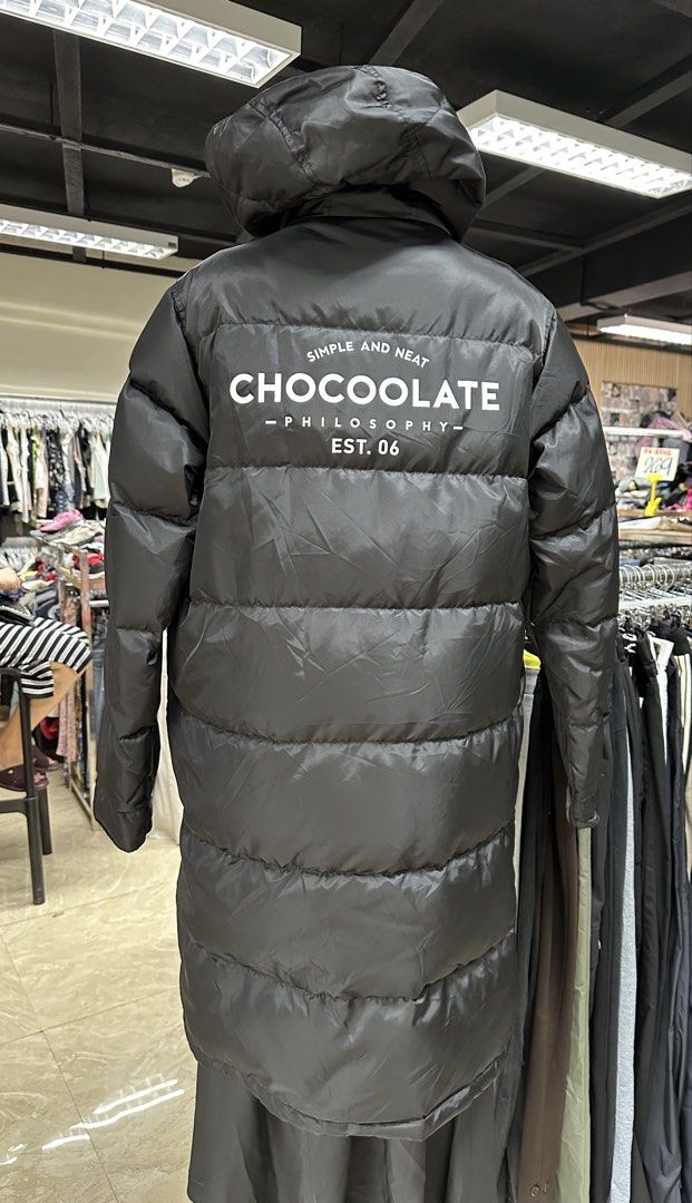 CHOCOOLATE PUFFER COAT JACKET (Category: Coats, Jackets and Outerwear) located in Subic. Submitted by stuffs_online (Listing ID 1460793260, Image 3). Description: CHOCOOLATE PUFFER JACKET LIKE NEW M ON TAG FIT UP TO LARGE P 680.