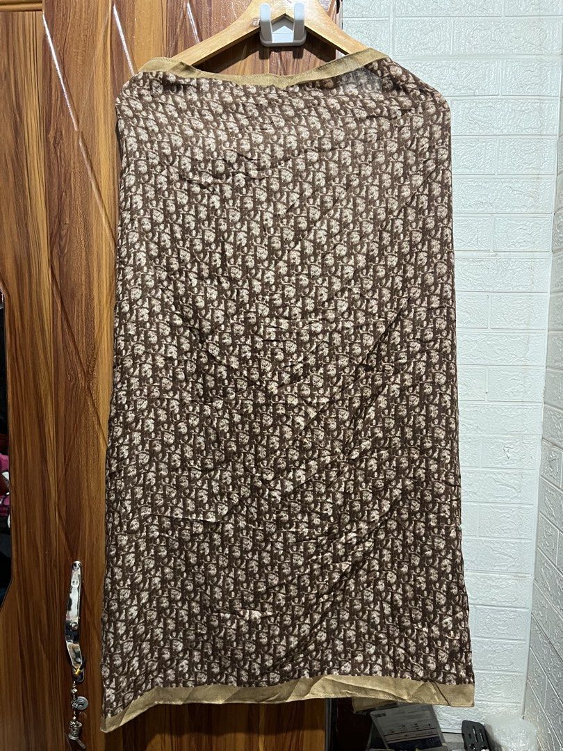 Christian Dior Monogram Scarf Brown Beige (Category: Scarves) located in Carmen. Submitted by rr_thrifts (Listing ID 1460717728, Image 1). Description: Classic Dior monogram scarf. Brown and beige colorway. Soft fabric, drapes nicely. Great accessory to add to your collection. Can be styled in many ways..
