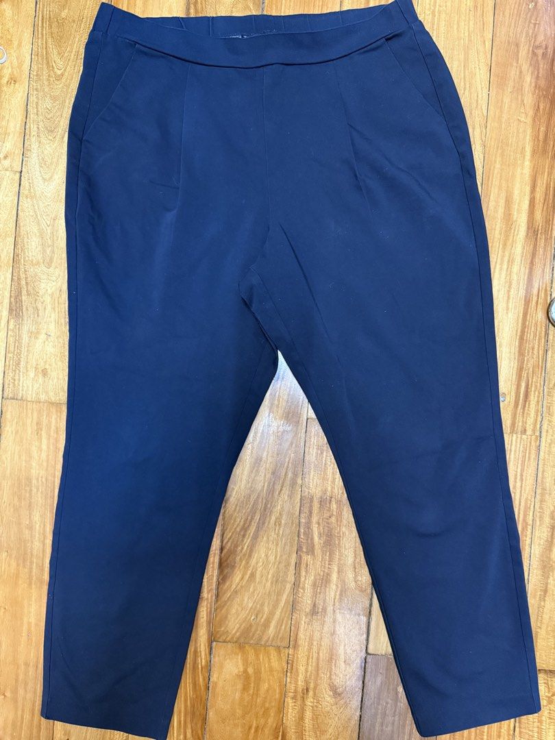 Christopher & Banks Navy Blue Pants size Large (Category: Other Bottoms) located in Manila. Submitted by a.c.shop (Listing ID 1460855819, Image 1). Description: .