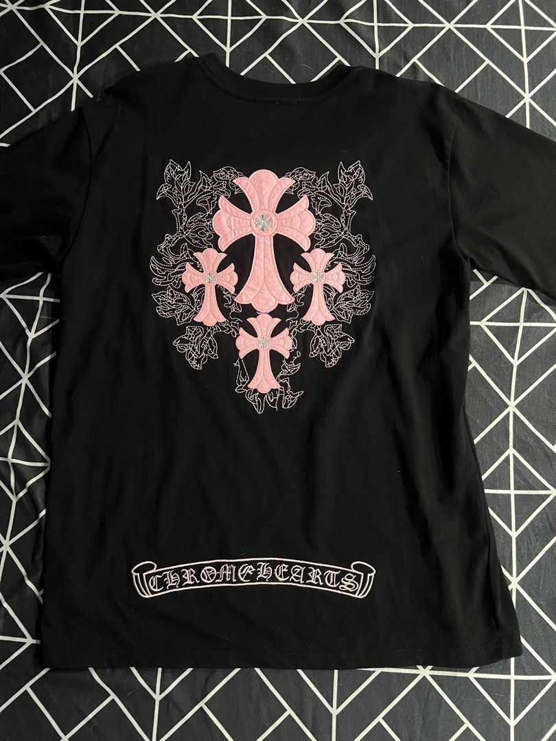 Chrome Hearts Bespoke (Vietnam thrifted) (Category: Tshirts & Polo Shirts ) located in Marikina City. Submitted by christopherzz (Listing ID 1460766020, Image 1). Description: Chrome Hearts Shirt Bespoke Vietnam 🇻🇳 Thrifted Dimensions: 22- Width 31- Length Twice worn in Vietnam 5,000Php negotiable Can do meetups in Laspiñas or Makati area .