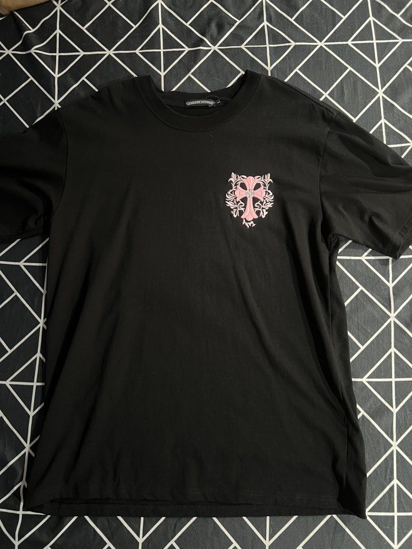Chrome Hearts Bespoke (Vietnam thrifted) (Category: Tshirts & Polo Shirts ) located in Marikina City. Submitted by christopherzz (Listing ID 1460766020, Image 2). Description: Chrome Hearts Shirt Bespoke Vietnam 🇻🇳 Thrifted Dimensions: 22- Width 31- Length Twice worn in Vietnam 5,000Php negotiable Can do meetups in Laspiñas or Makati area .