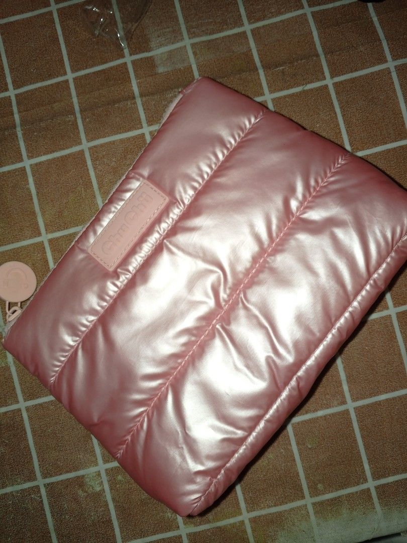 CHUCHU BEAUTY MAKEUP POUCH (Category: Face Care) located in Cabanatuan. Submitted by arbs15 (Listing ID 1460729891, Image 1). Description: .