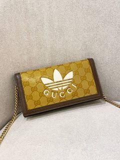 (Category: ) located in . Submitted by luxshare_preloved_ (Listing ID 1460828509, Image 1). Description: .