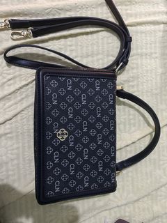 (Category: ) located in . Submitted by kryznoring (Listing ID 1460864909, Image 1). Description: .
