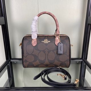 (Category: ) located in . Submitted by sellora_fashion (Listing ID 1460726835, Image 1). Description: .