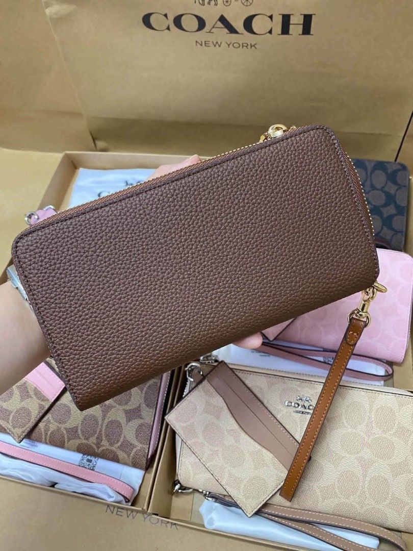Coach Long Wallet 2in1 (Category: Wallets & Card holders) located in Quezon City. Submitted by bagsboutiqueph (Listing ID 1460748609, Image 3). Description: LAST PRICE POSTED. LIMITED STOCKS! BRANDNEW WITH INCLUSIONS. COLOR MAY SLIGHTLY VARY IN ACTUAL DUE TO LIGHTING AND CAMERA SETTING. OTHER PHOTOS WILL BE SEND DURING PURCHASE AND FOR SURE BUYERS ONLY. WHEN IN DOUBT, DO NOT ORDER. THANK YOU..