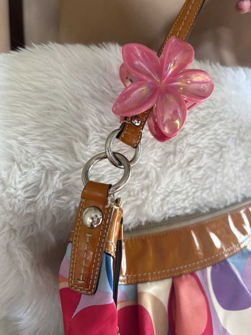 Coach Rare Multi Color scarf print (Category: Luxury Bags & Wallets) located in Manila. Submitted by by.leia (Listing ID 1460823724, Image 3). Description: FOR SALE Coach Multi Color Scarf print Hobo bag -Rare -Original/ Authentic -No issue 📍Novaliches Qc.