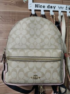 (Category: ) located in . Submitted by ghinzky_preloved (Listing ID 1460875820, Image 1). Description: .