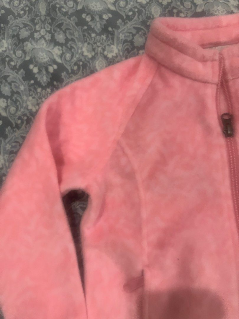 Columbia Pink Fleece Jacket Size 4T (Category: Babies & Kids Fashion) located in Batangas. Submitted by gavsandrix (Listing ID 1460716931, Image 3). Description: - Cute pink Columbia fleece jacket - Size 4T - Full zip closure - Features pockets - Ideal for keeping warm 4t on tag but also fits 3 yo.