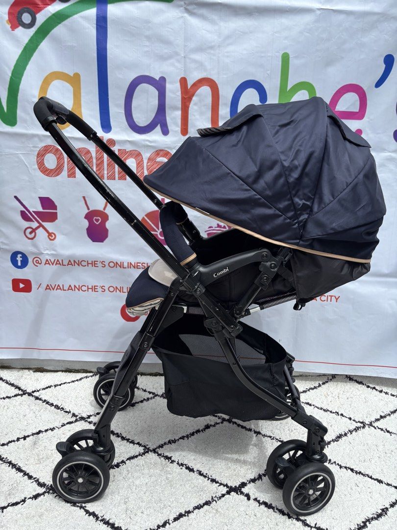 Combi Handy Stroller (Category: Strollers) located in Manila. Submitted by avalanchesonlineshopmainacount (Listing ID 1460738736, Image 1). Description: .