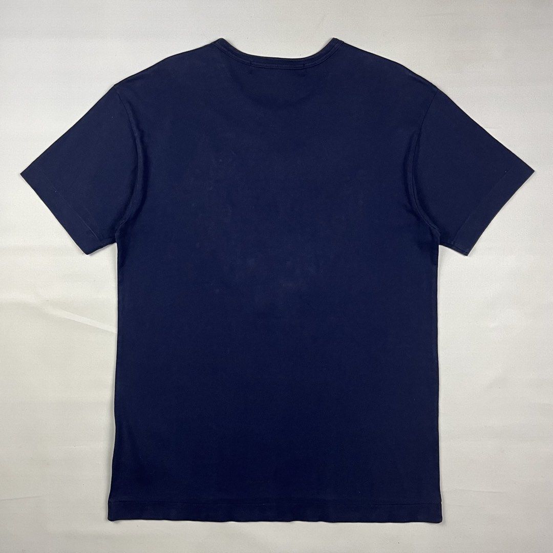 Comme des Garçons x Play Solid Heart Logo Tee (Category: Tshirts & Polo Shirts ) located in Puerto Princesa. Submitted by paradise5300 (Listing ID 1460883740, Image 2). Description: Comme des Garçons x Play Solid Heart Logo Tee Tagged Size: XL Dimensions inches length: 29 inches width: 20 Condition: Excellent Color rate: 9.5 Flaws: None 1,499 shipping fee is not yet included. .