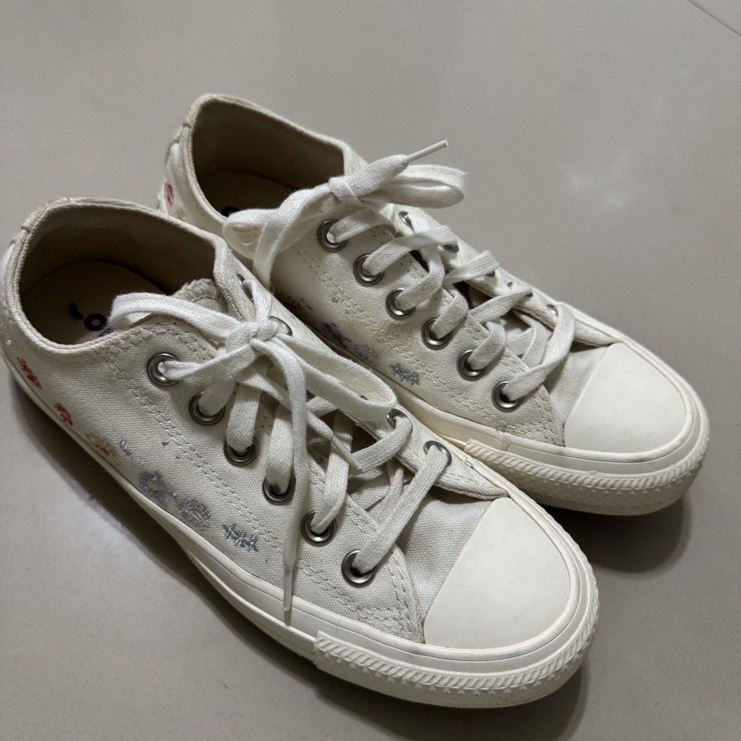 Converse Sneakers UK 4.5 US 6.5 (Category: Sneakers) located in Cagayan de Oro. Submitted by kheyx (Listing ID 1460775884, Image 3). Description: womens sneakers w cute flower embroidery cute din ng soles yellow & purple!! special collab edition 23.5 CM.