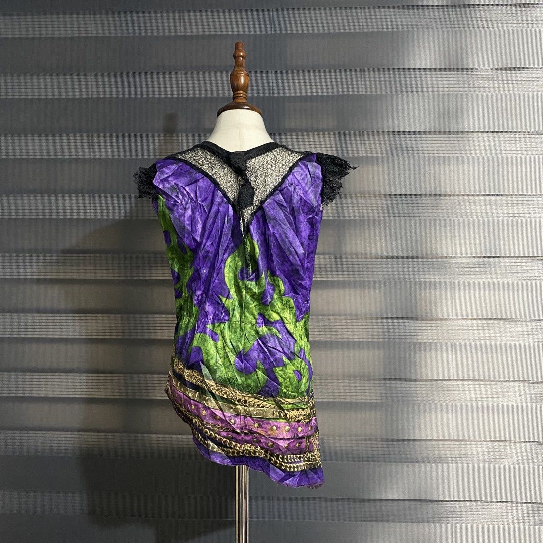 Cosplay Decendants tops (Category: Babies & Kids Fashion) located in Caloocan City. Submitted by discusonlineshop (Listing ID 1460733087, Image 3). Description: 7-10Y.